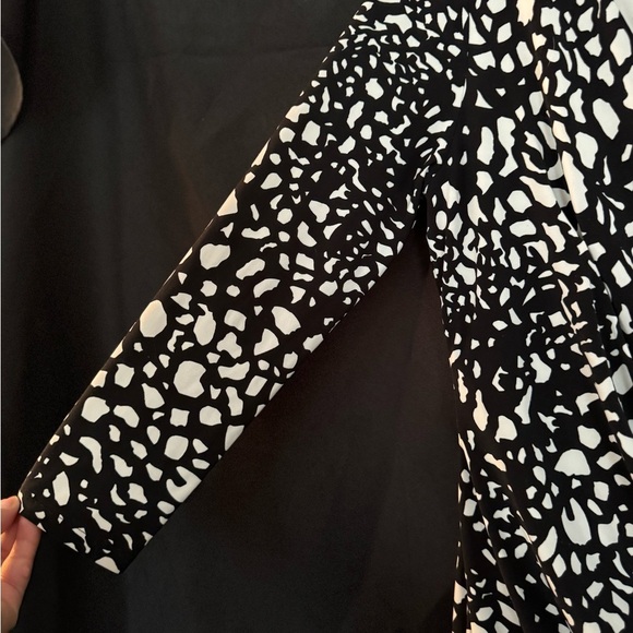 Anne Klein Spotted Dress EUC - Picture 4 of 6